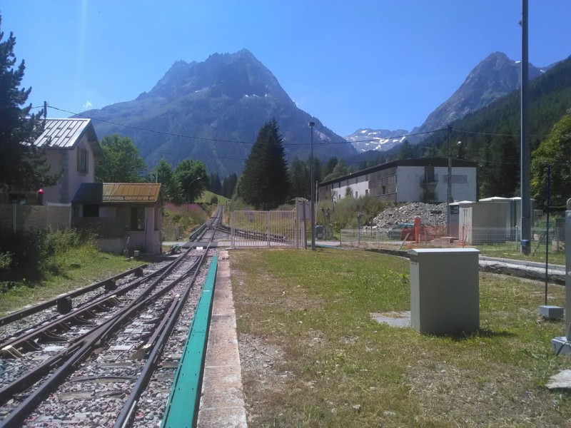 スイスとの国境になるフランス側の町　Vallorcineの駅